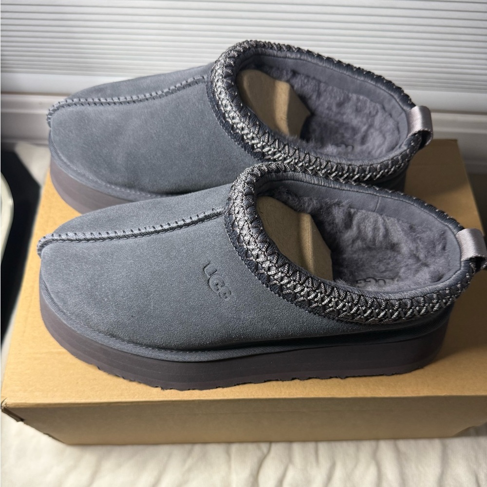 UGG Tazz II